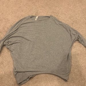 Jolie gray long sleeve size MEDIUM. Lightly warm, no sign of use